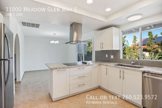 Building Photo - 11000 Meadow Glen Way E