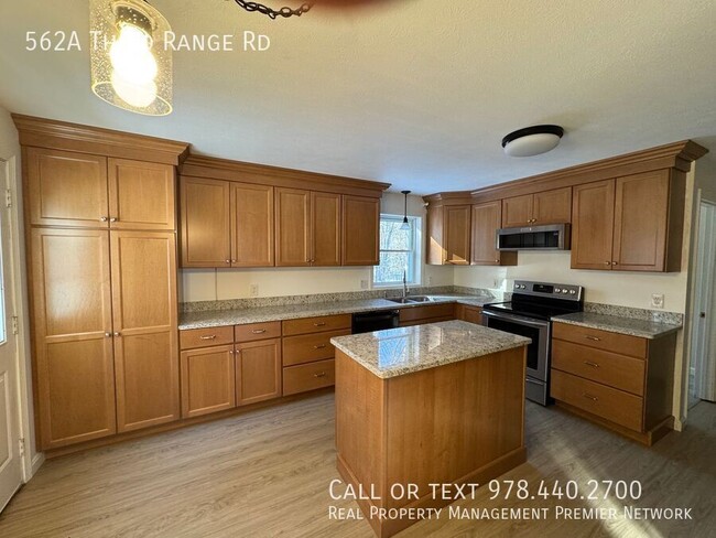 Building Photo - 562A Third Range Rd