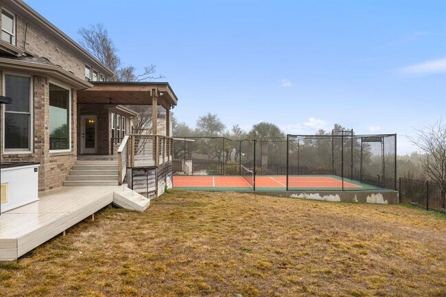 Building Photo - 2137 Rivina Dr