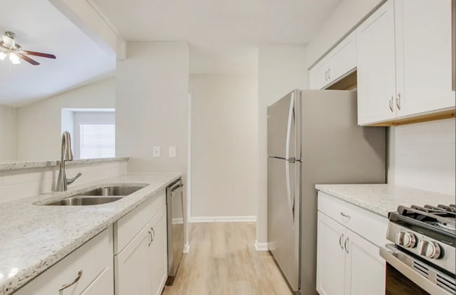 Building Photo - 678 Utoy Cir SW