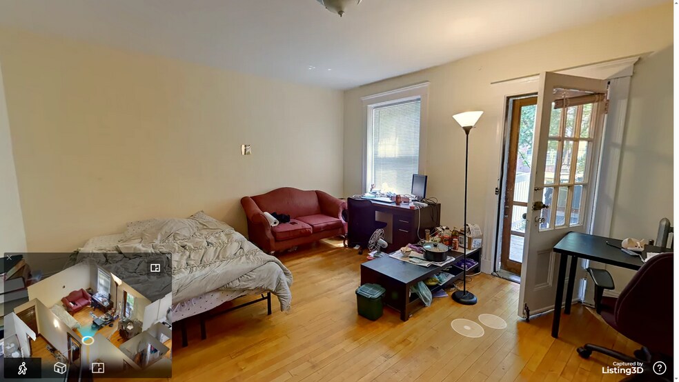 Building Photo - 15 Centre St