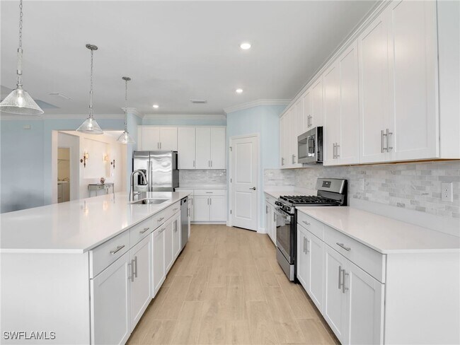 Building Photo - 18619 Ives Dr