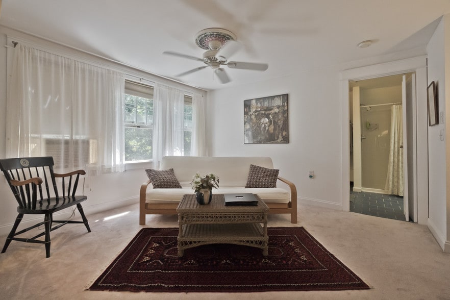 Master Bedroom - 34 Pleasant Ave