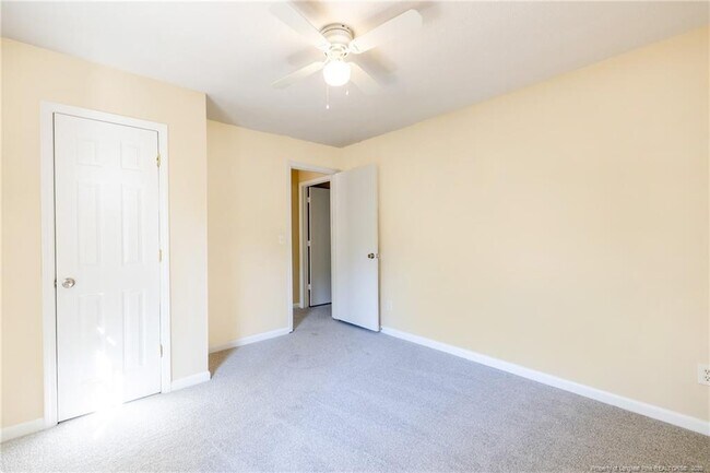 Building Photo - 1113 Oakstone Dr