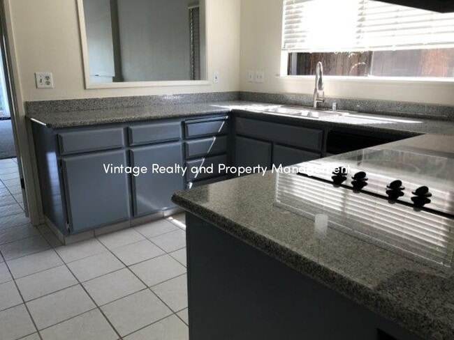 Building Photo - Available Soon! Very Nice 3 Bedroom Home!!!