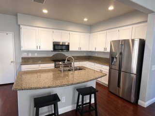 Building Photo - 32863 Abana Ct