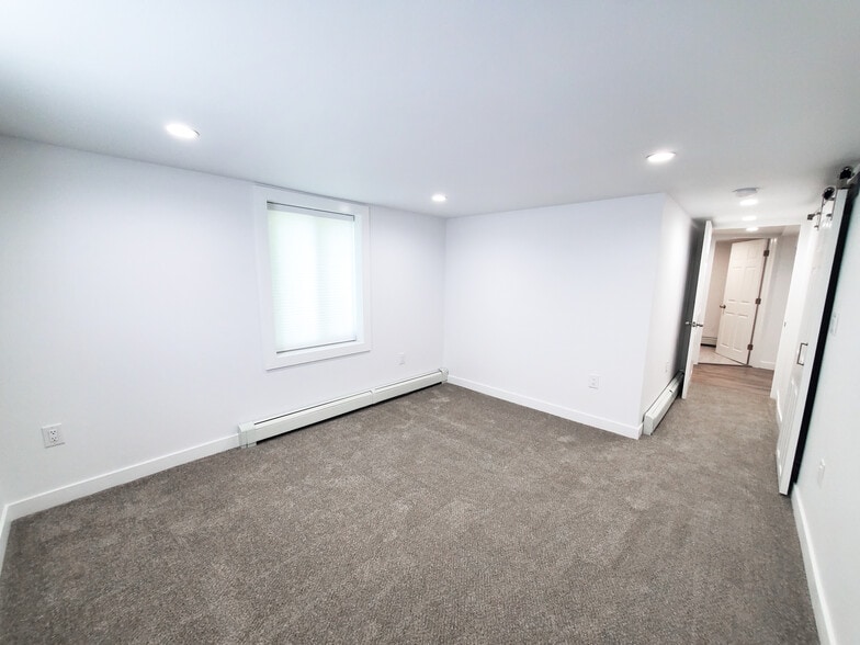 Building Photo - 3595 S Bannock St