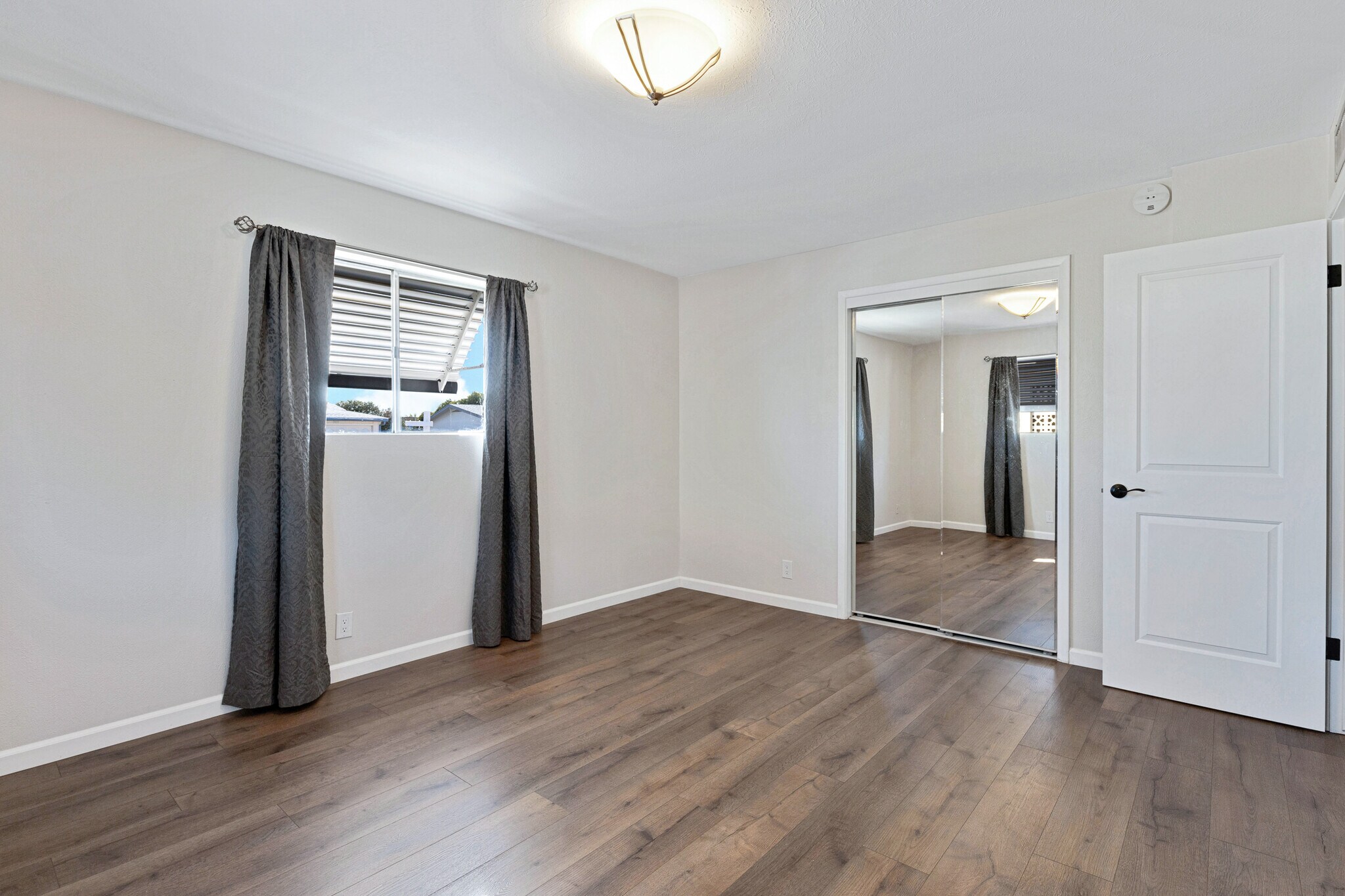 Bedroom 1 - 5434 E Dodge St