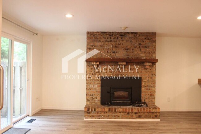 Building Photo - 5304-5304 96th Ave Ct NW