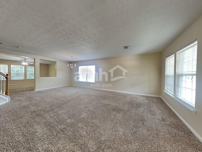 Building Photo - 574 Leaflet Ives Dr