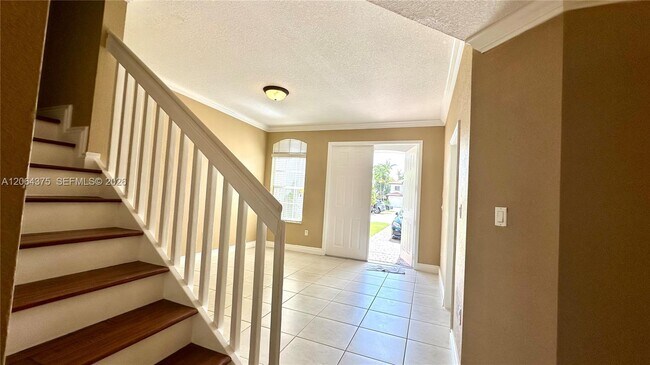 Building Photo - 8102 SW 118th Pl