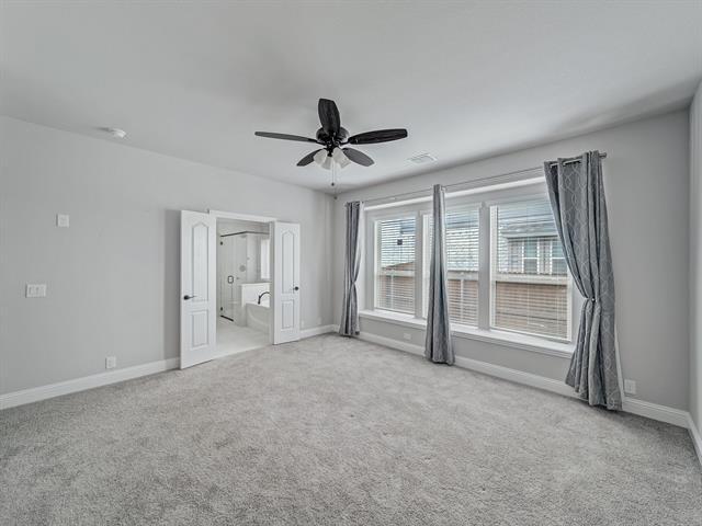 Building Photo - 2905 Parkwood Cir