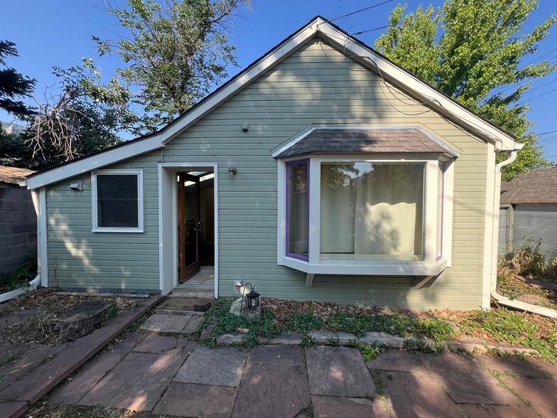 Unit B Entrance - 1544 9th St