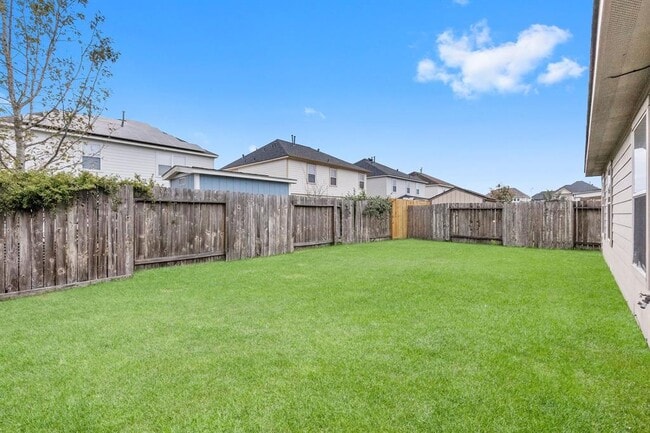 Building Photo - 16957 Wren Hill St