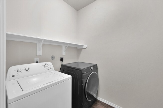 Building Photo - 4340 S Amber Ruse Ct