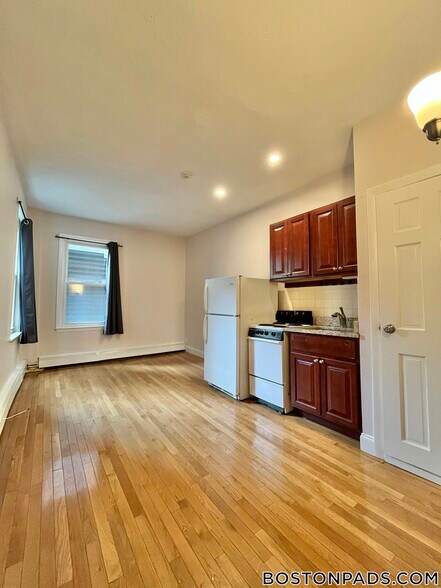 Building Photo - 49 S Huntington Ave