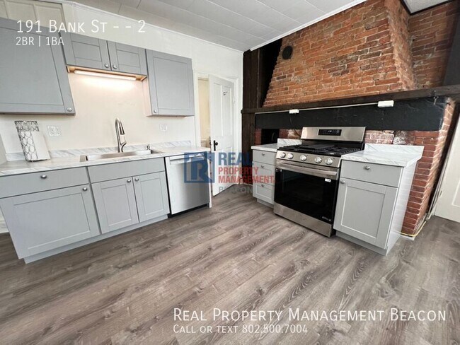 Building Photo - 191 Bank St