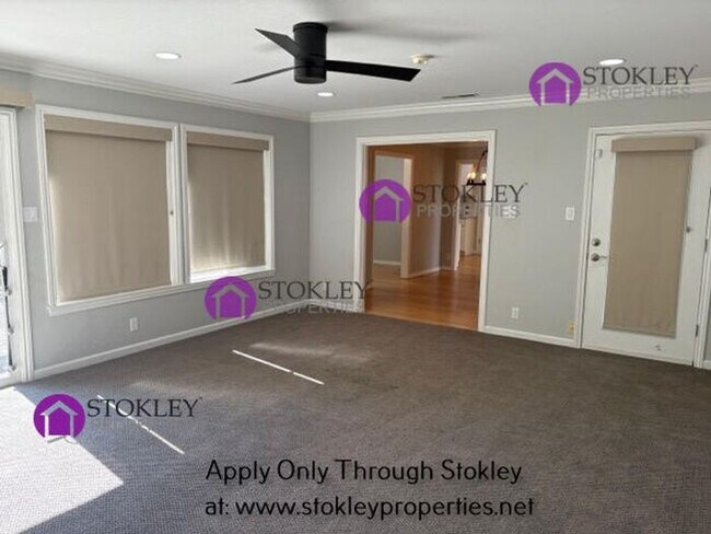 Building Photo - 231 Ivy Dr