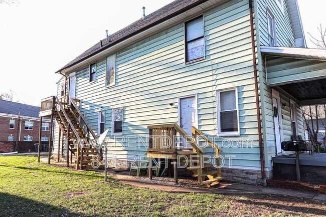 Building Photo - 1231 Culver Dr