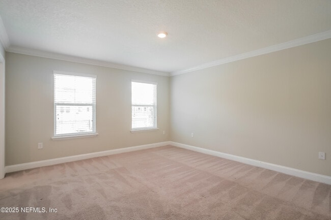 Building Photo - 51 Silver Creek Pl