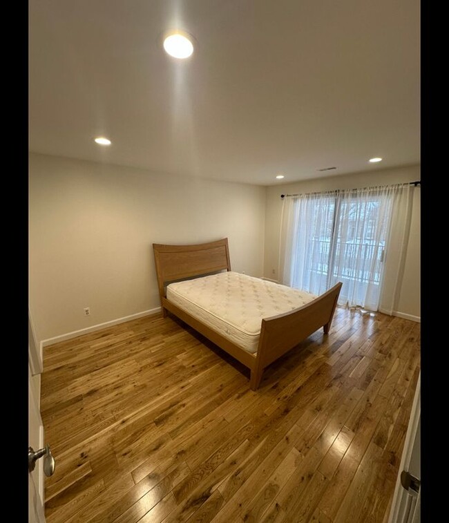 Building Photo - 44783 Marigold Dr