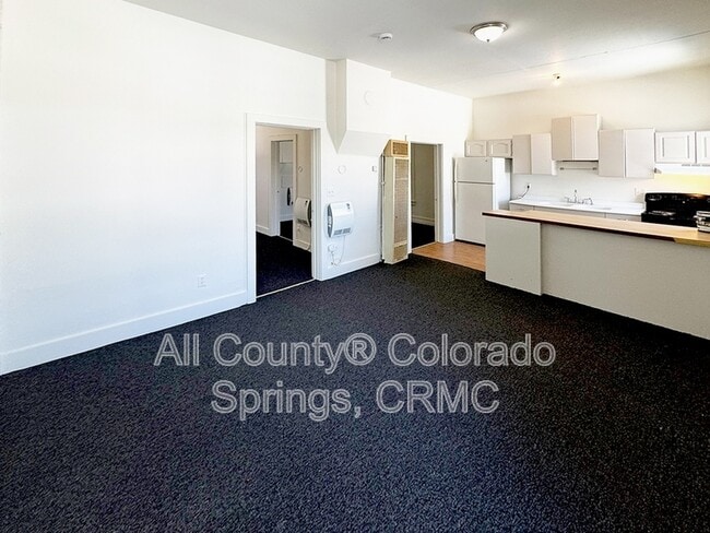 Building Photo - 215 N First Street