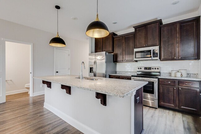 Building Photo - 15 Mossy Oak Cove