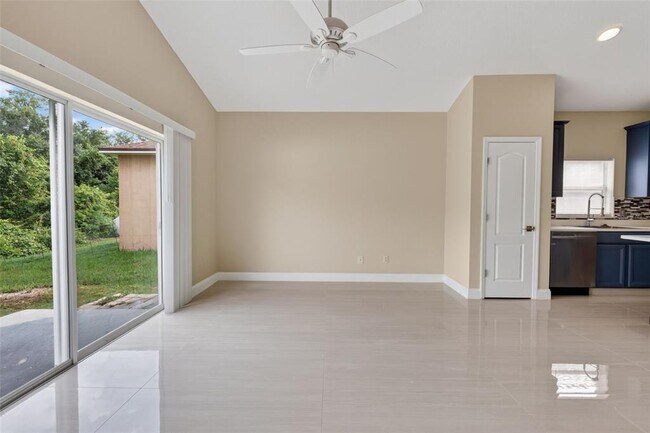 Building Photo - 1851 Great Falls Way