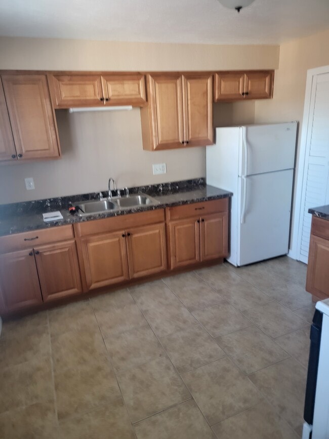 Building Photo - 3593 Dalbergia St