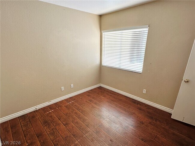 Building Photo - 964 Plantain Lily Ave