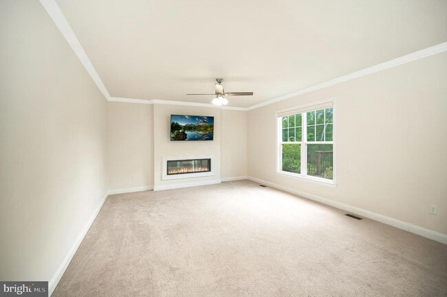 Building Photo - 2211 Camp Geary Ln