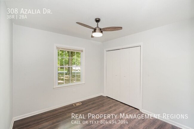 Building Photo - 308 Azalia Dr