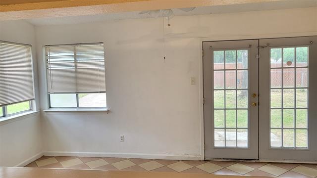 Building Photo - 906 High Country Dr