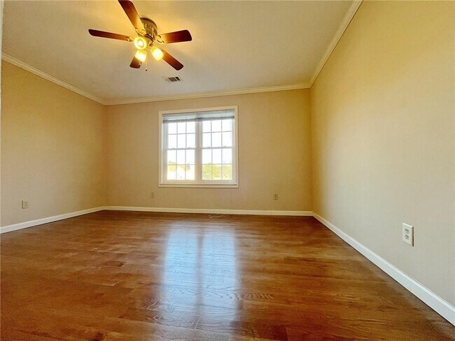 Building Photo - 2896 Landington Way NW