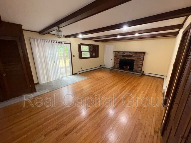 Building Photo - 38 Glenwood St