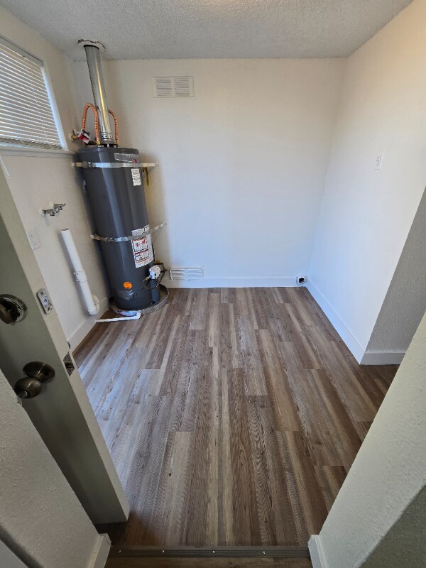 Building Photo - 7164 N Maroa Ave