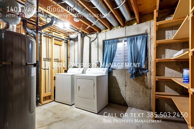 Building Photo - 1401 Valley Ridge Dr