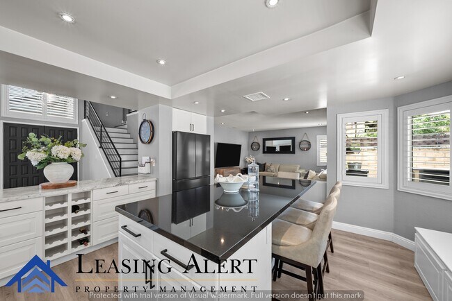 Building Photo - 27597 Artine Dr