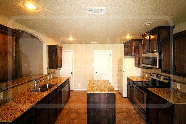Building Photo - 3705 Appalachian Trl