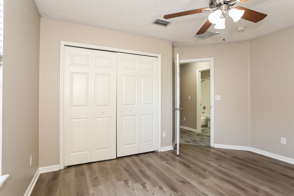 Building Photo - 3476 Shelley Dr