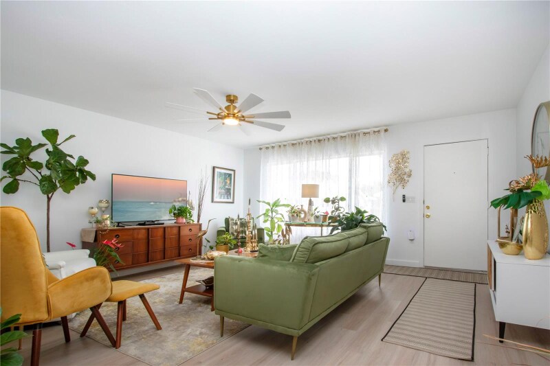 Building Photo - 3906 Chinaberry Rd