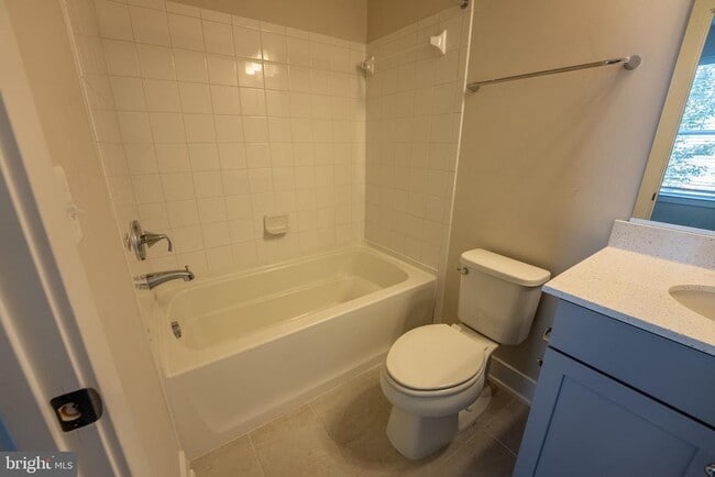 Building Photo - 1622 Sandpiper Bay Lp