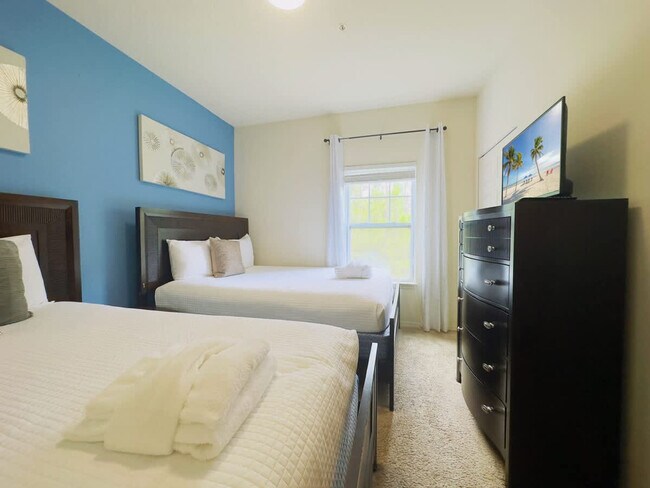 Building Photo - 8996 Silver Pl