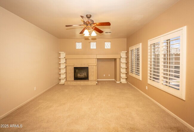 Building Photo - 42920 N Raleigh Ct