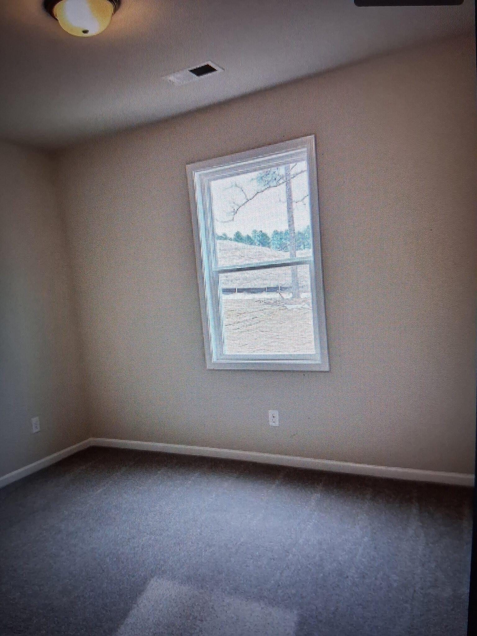 Building Photo - 6370 Whirlaway Rd