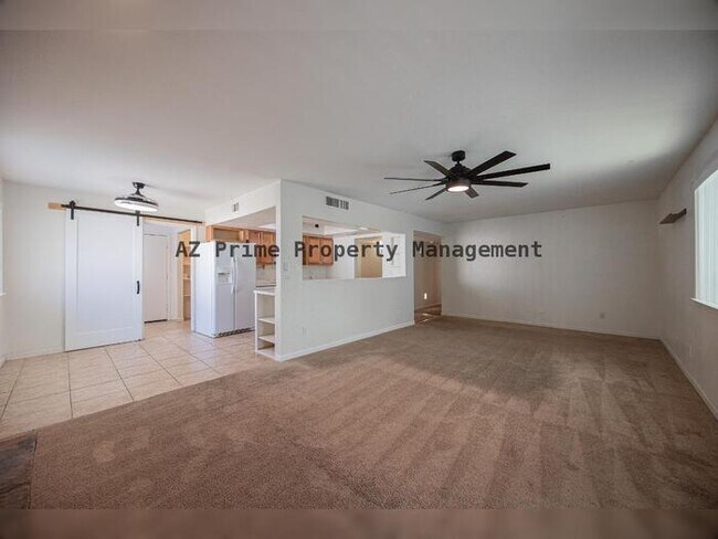 Building Photo - 2429 E Juanita Ave