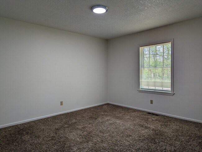 Dining Room - 414 Willow St