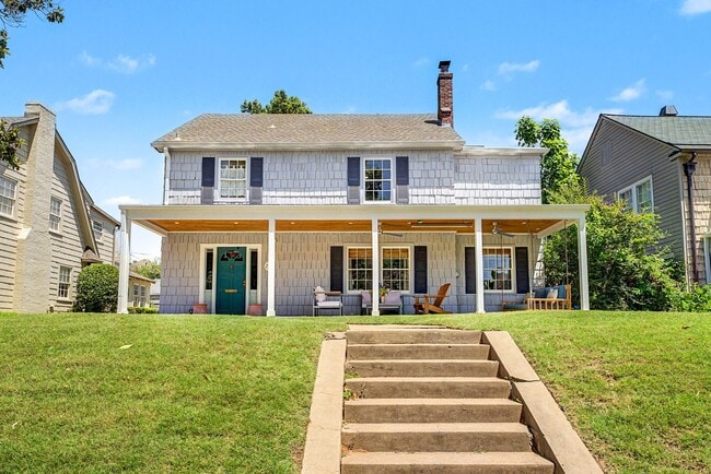 Building Photo - Fully Furnished Maple Ridge Home