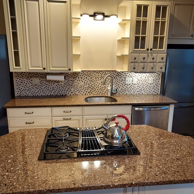 Kitchen - 388 Arborway
