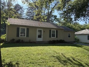 Building Photo - 2745 S 37th St